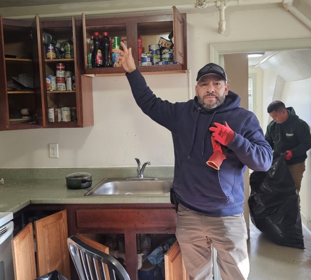 9A85D365-B575-41F7-95F7-E170DF4C77C2_1_105_c